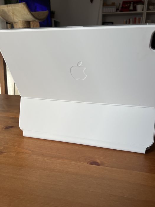 Ipad Pro 12.9-inch 128GB Magic Keyboard Apple pencil