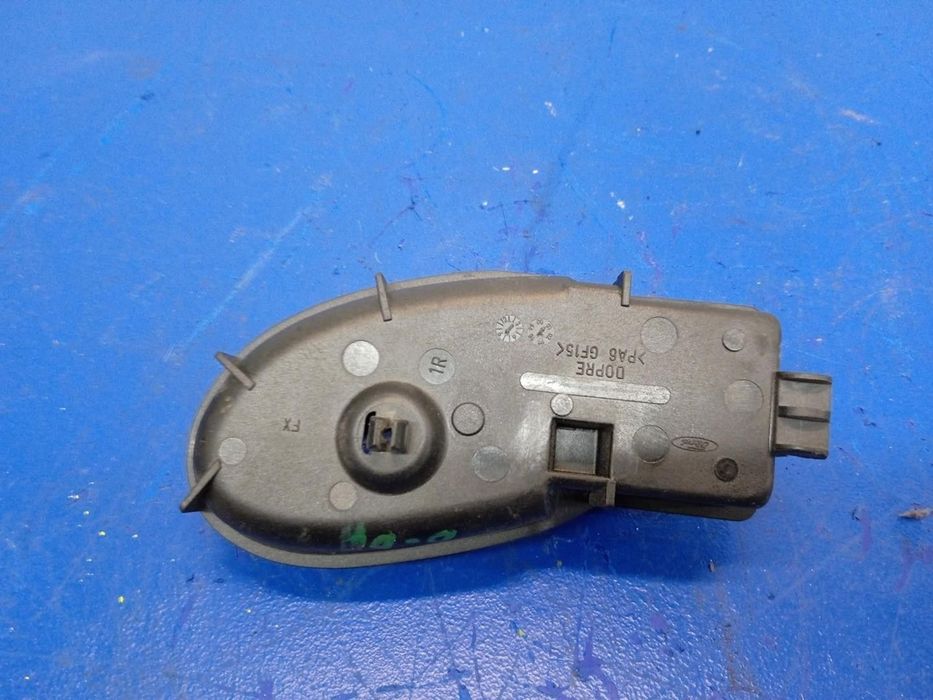 MANIPULO INTERIOR FRONTAL DIREITO FORD FOCUS 2002 -XS41422600AK