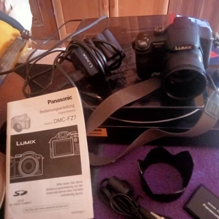 Aparat fotograficzny Panasonic Lumix DMC- FZ7 sprzedam