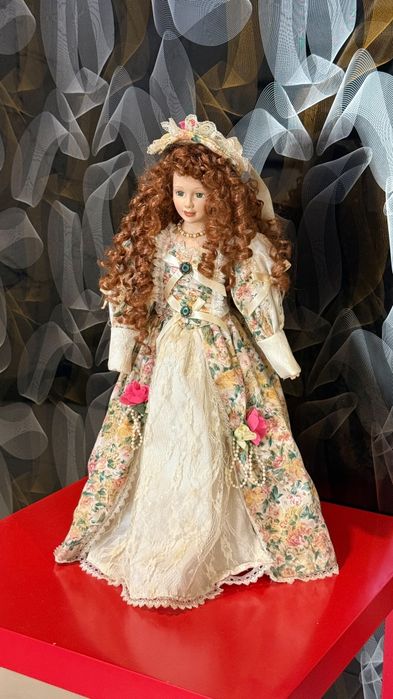 Bonecas de porcelana