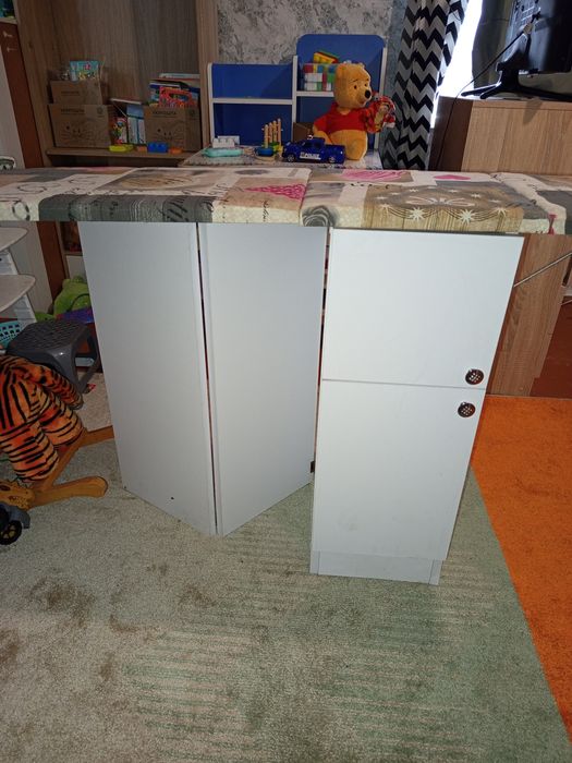 Терміново!!Гладильна доска-тумба б/в