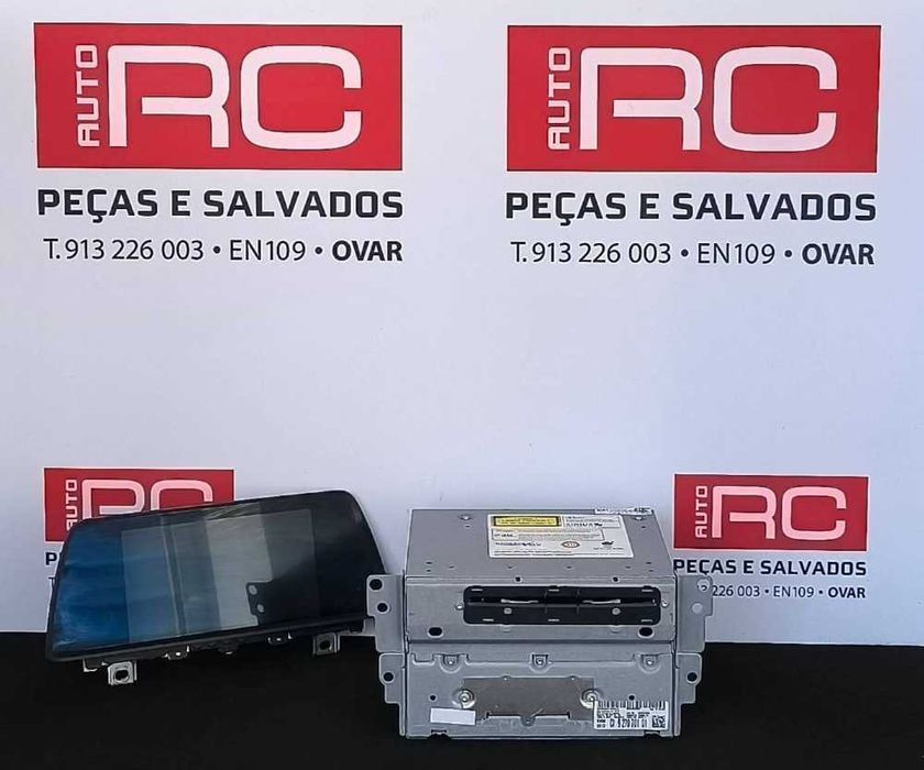 Conjunto BMW 1 (F21) ano 2018