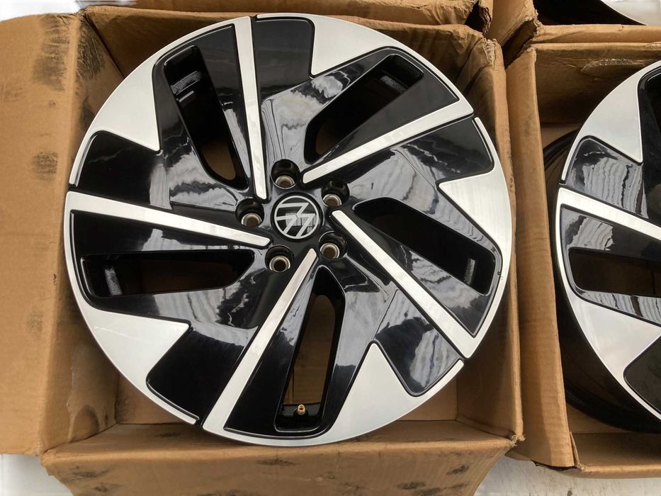 Felgi ALUMINIOWE 19 Vw ID7  ID4 Tiguan Golf Passat Arteon DEMO