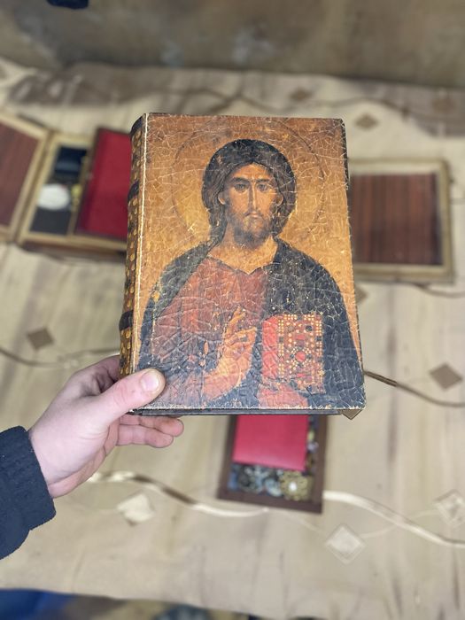 Шкатулка біблійна