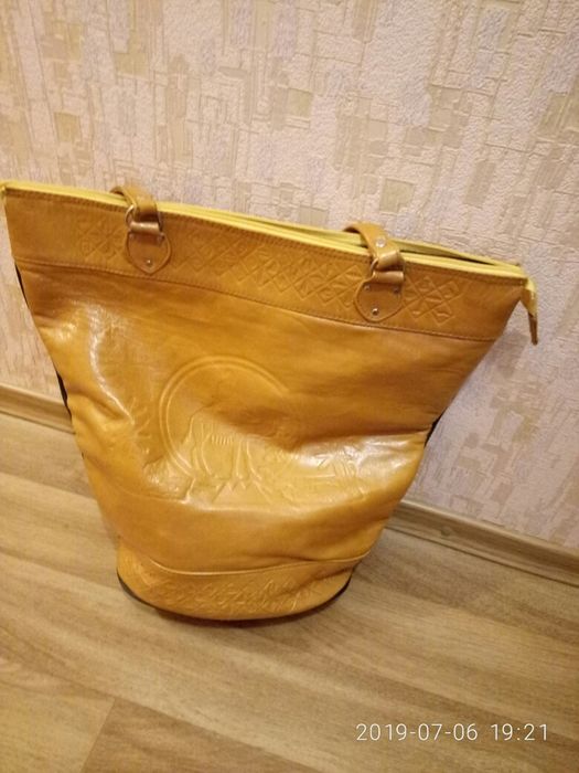 продам кожаную сумку