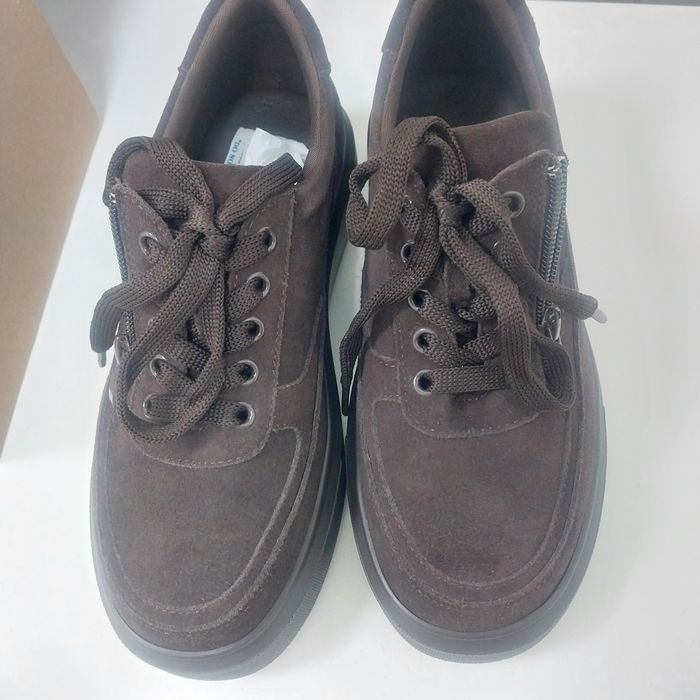 Продам нові 39 р