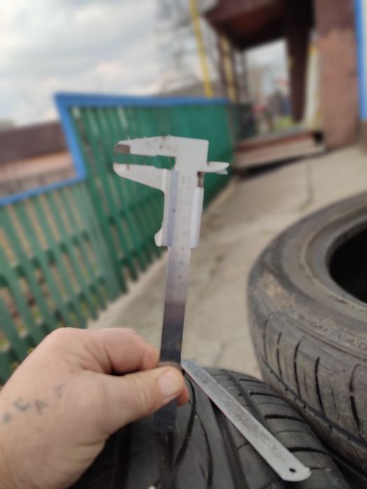 Комплект літніх шин 225/55 R18