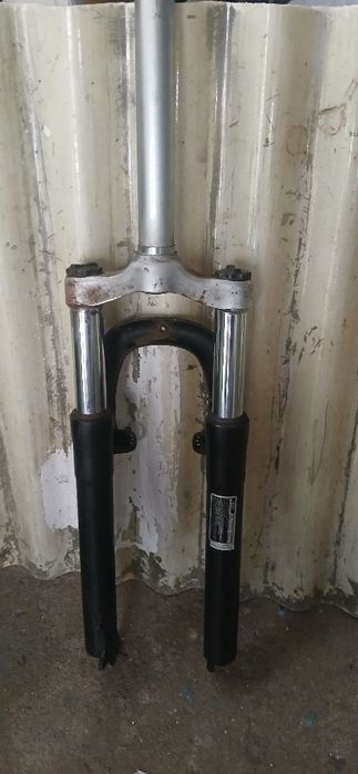 Vendo suspensão RST aro 26 bicicleta