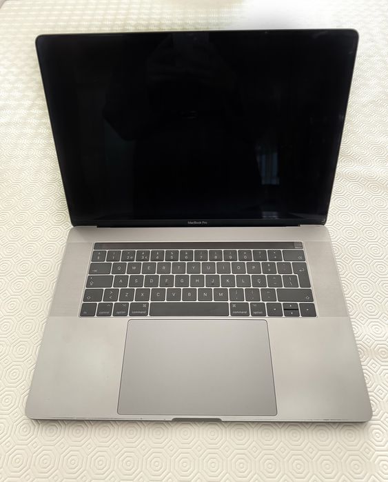 Computador MacBook Pro 15 Polegadas443437207656212481