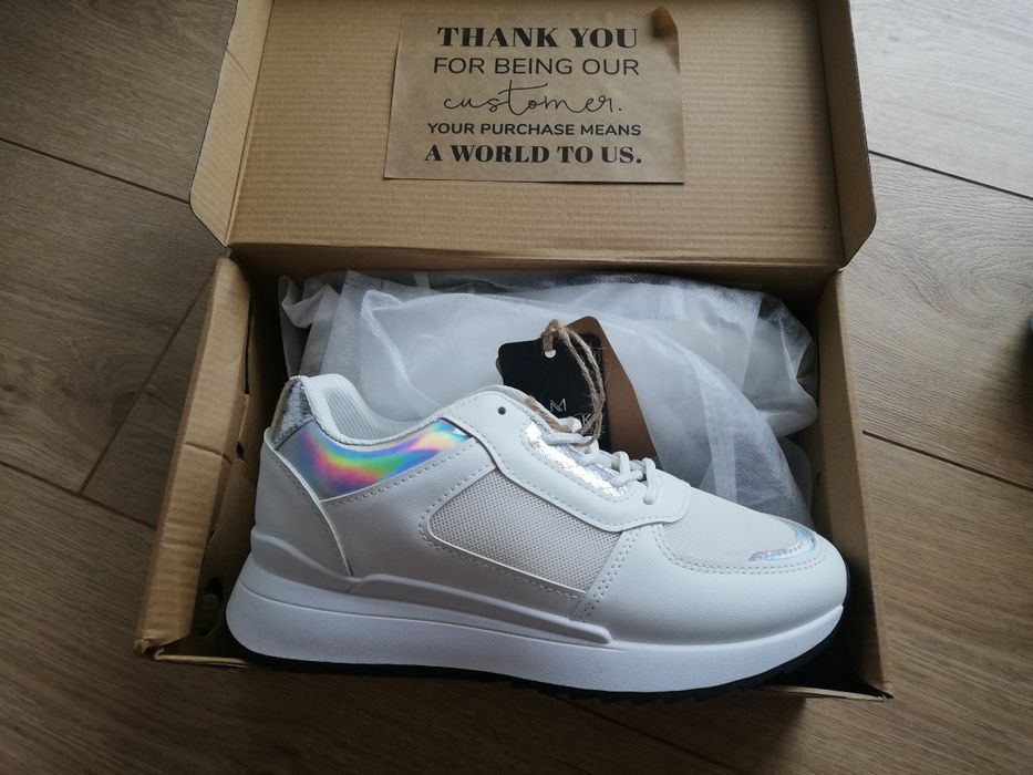 Białe sneakersy 38, biale adidasy, dodadzą kilku cm niepozornie