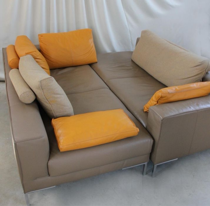 великий кутовий шкіряний диван з Європи