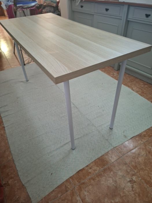 Secretária 140x60