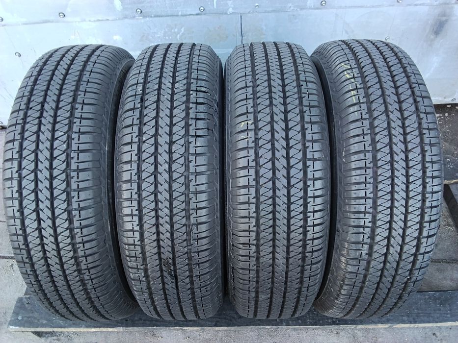 Продам шини 205/70R15