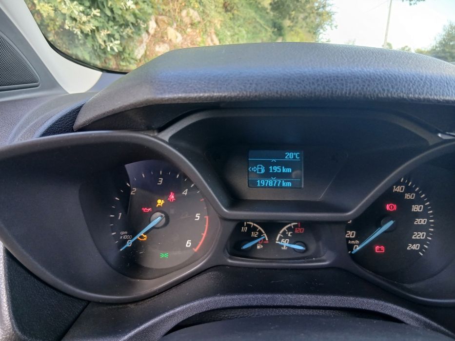 Ford connect impecável