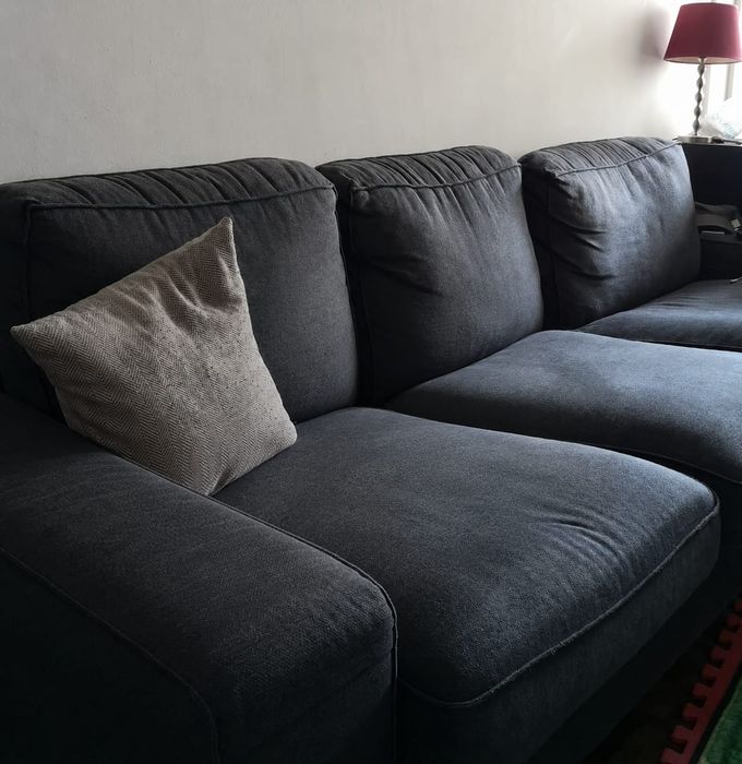 Sofá Kivic com chaise longue - fantástico, pouco uso e melhor preço