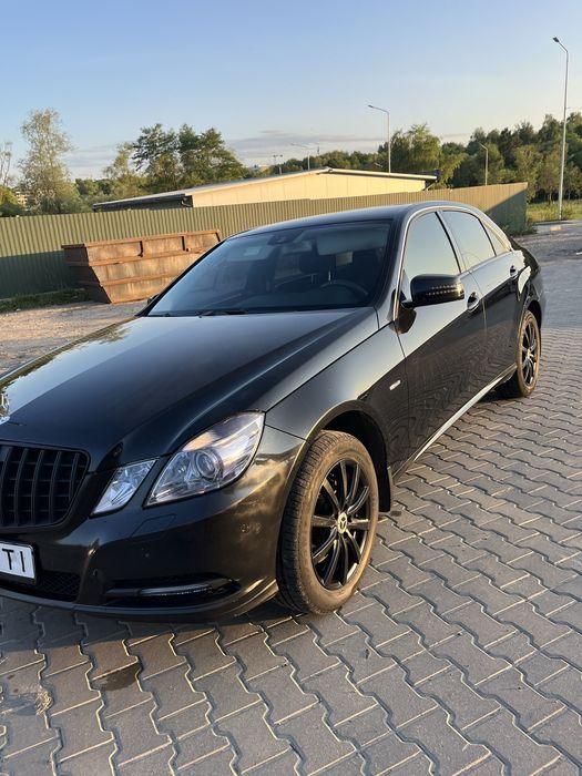 Mercedes-benz w212 e250  2.2d