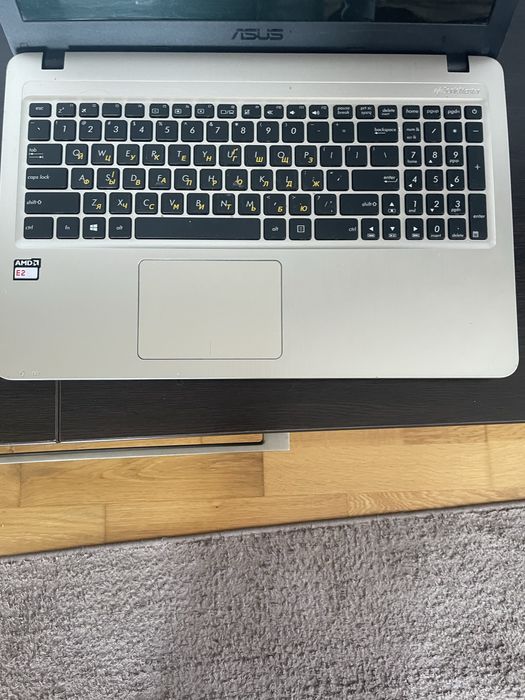 Ноутбук asus SonikMaster