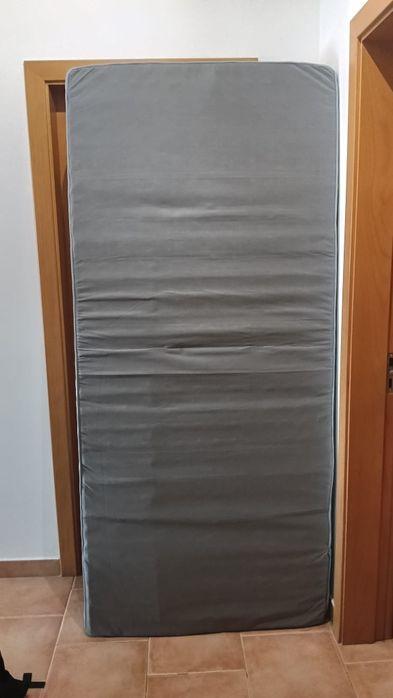 Colchão 90x200 IKEA 
[2
