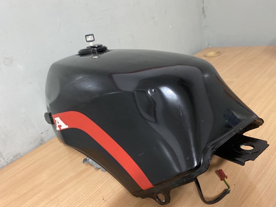 Honda CBX 750 Bak Zbiornik Paliwa CBX750 r1984