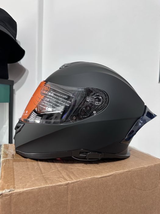 Capacete integral preto fosco NOVO 85€ só hoje