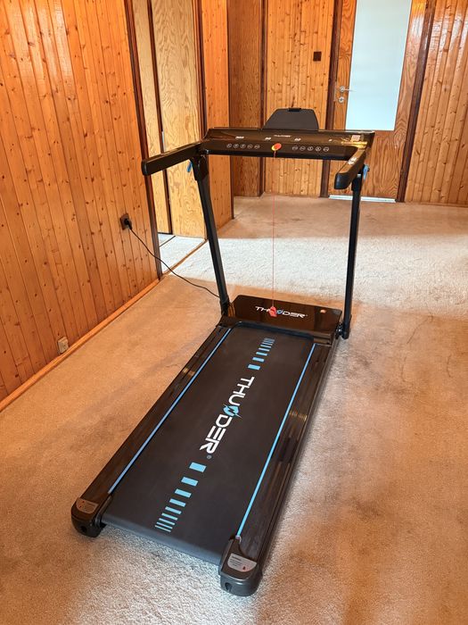 Bieżnia elektryczna THUNDER ULTRA-BLACK