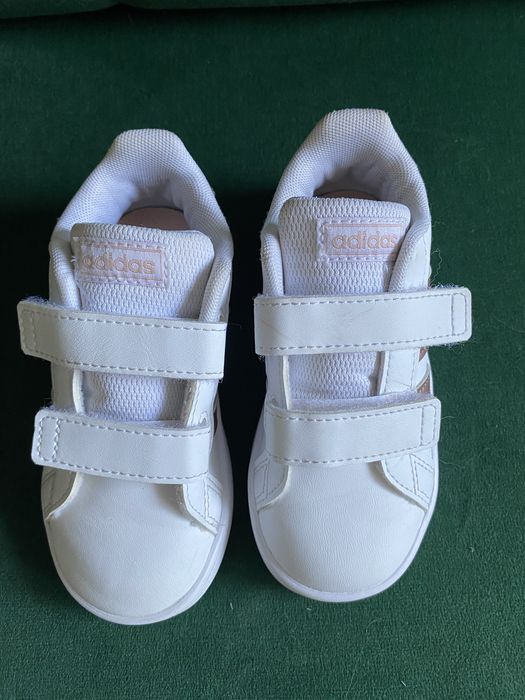 Adidasy dziecięce