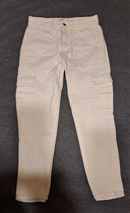 Білі Джинси карго  Bershka wide