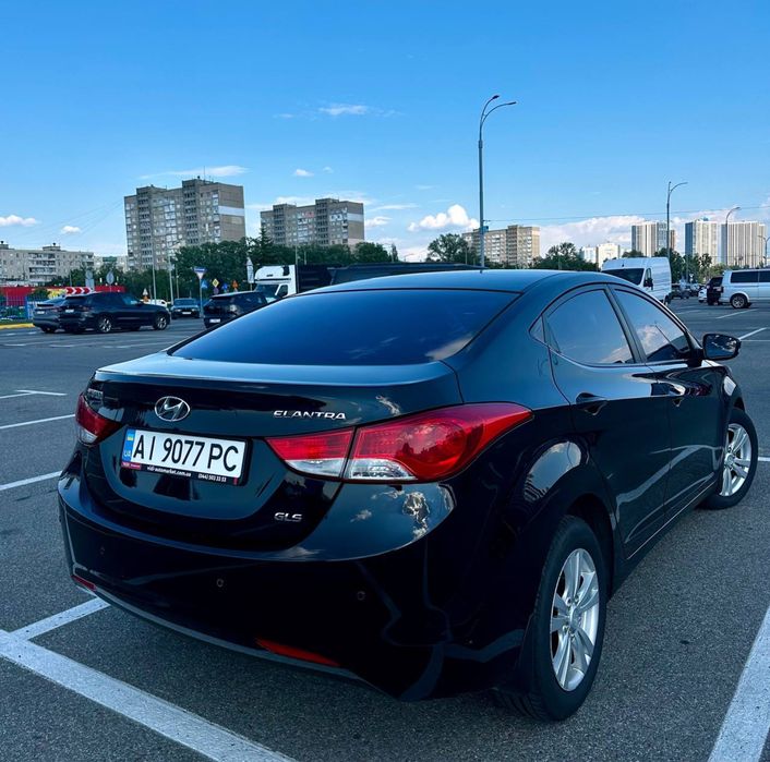 Hyundai Elantra MD 2012 1.8 AT газ/бензин, офіційна, без вкладень