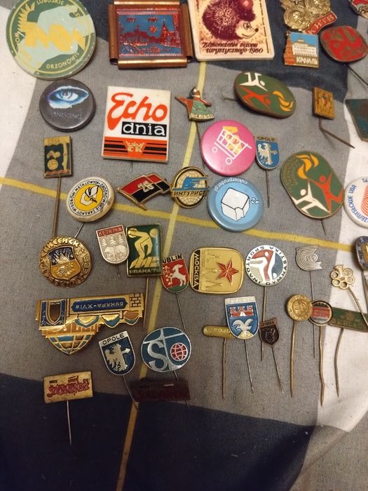 Znaczki metalowe,wpinki