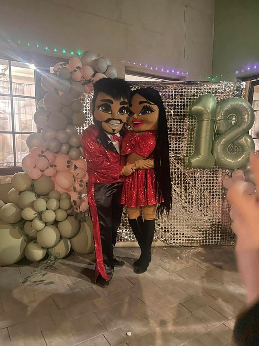 Zywe maskotki Don Pedro Jessica Box z balonami Foto budka 360 i wiele innych