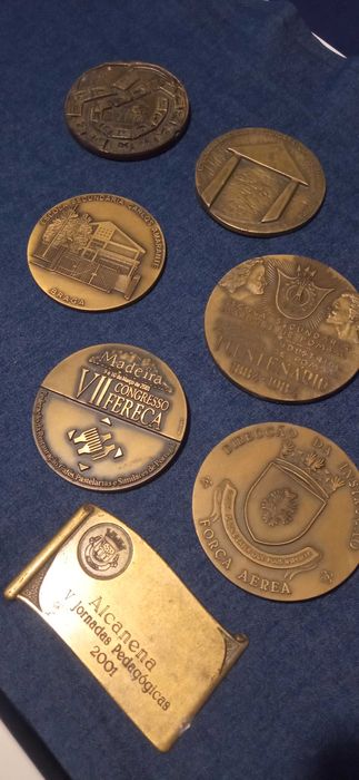7 Medalhas/placas comemorativas em bronze