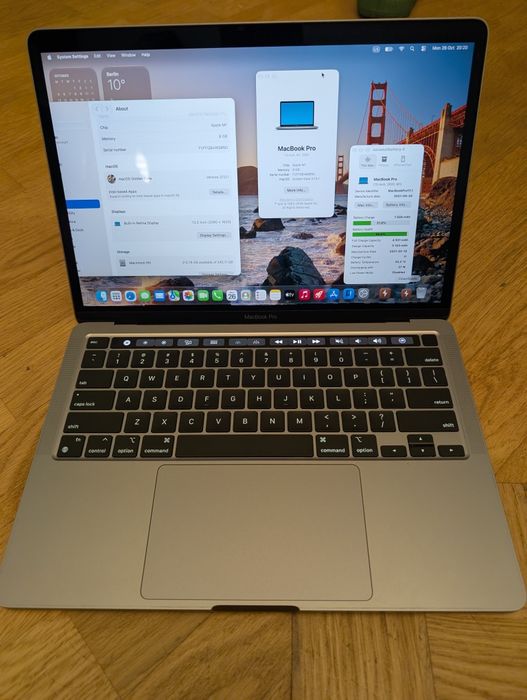 MacBook Pro M1 2021, 13" 8/256 ГБ, ідеал, 11 циклів.