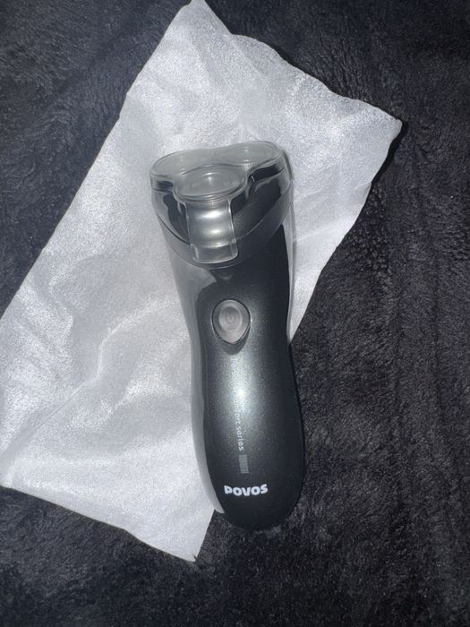 máquina de barbear POVOS