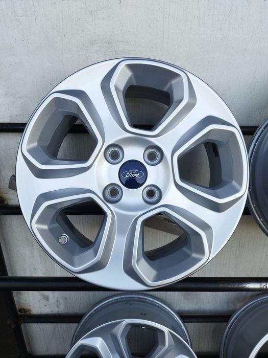 Felgi 16" 4x108 Et 37.5 6.5j Ford