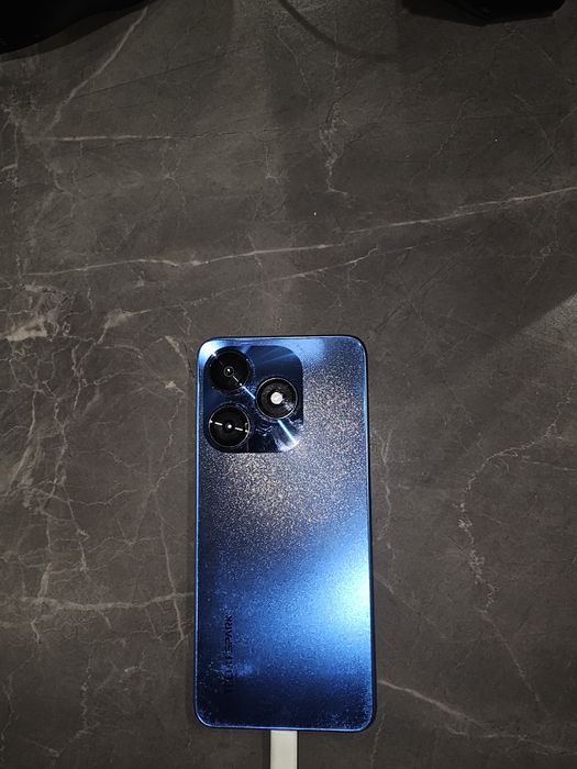 Продам телефон Tecno spark 10