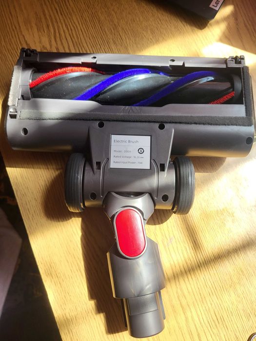 електрощітка на Dyson