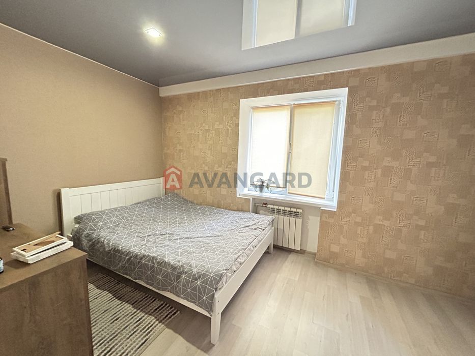 Двокімнатна студія, б-р Центральний