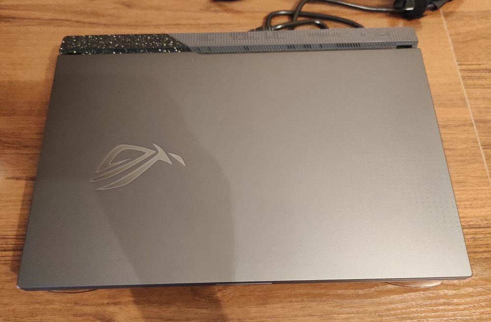 ASUS ROG Strix G17 -G713RW-LL183

G713RW-LL183