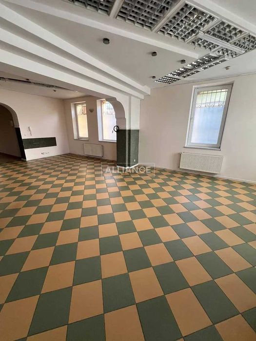 Комерційне приміщення вулиця Галицька, центр