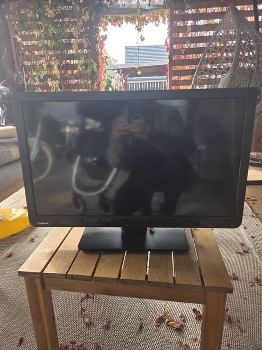 Telewizor mały  na dzialke  na przyklad