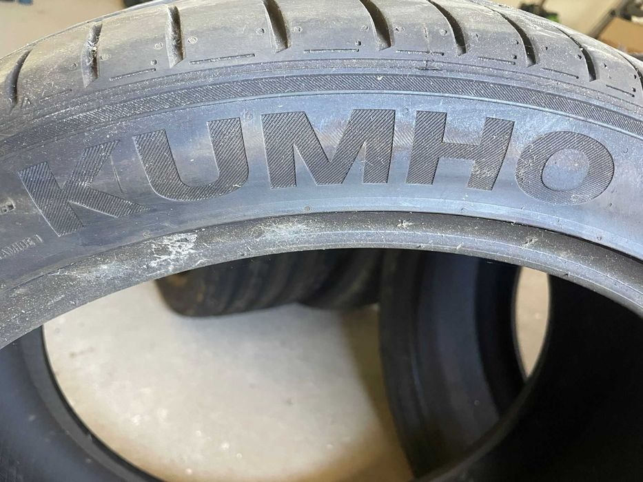 Pneus usados Kumho 275 35 ZR20