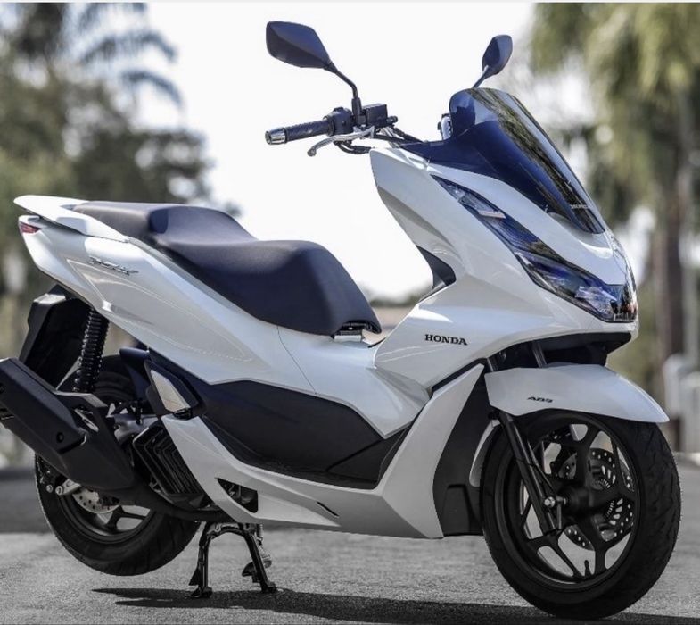 Aluguer / Scooter Rental  |  Honda PCX 125 (Grande Lisboa e Mg Sul)