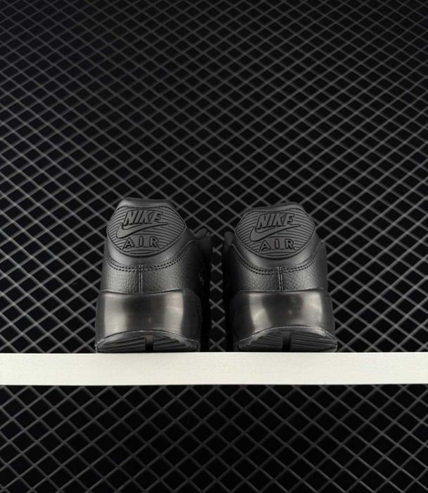 Summer_Air_Force_1 Low_90MAX_Black R.44
