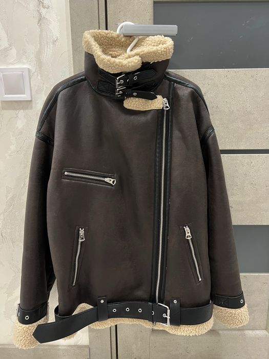 Дублянка Zara у дуже хорошу стані