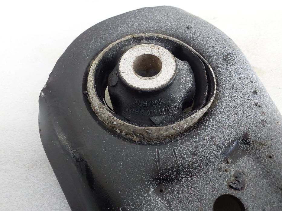 Braço de suspensão frente esquerdo VOLKSWAGEN Polo (6R, 6C)