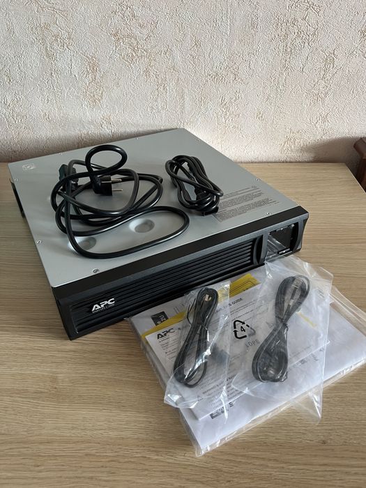 ДБЖ APC Smart UPS 2000 / Серверний безперебійник SMC2000I-2U