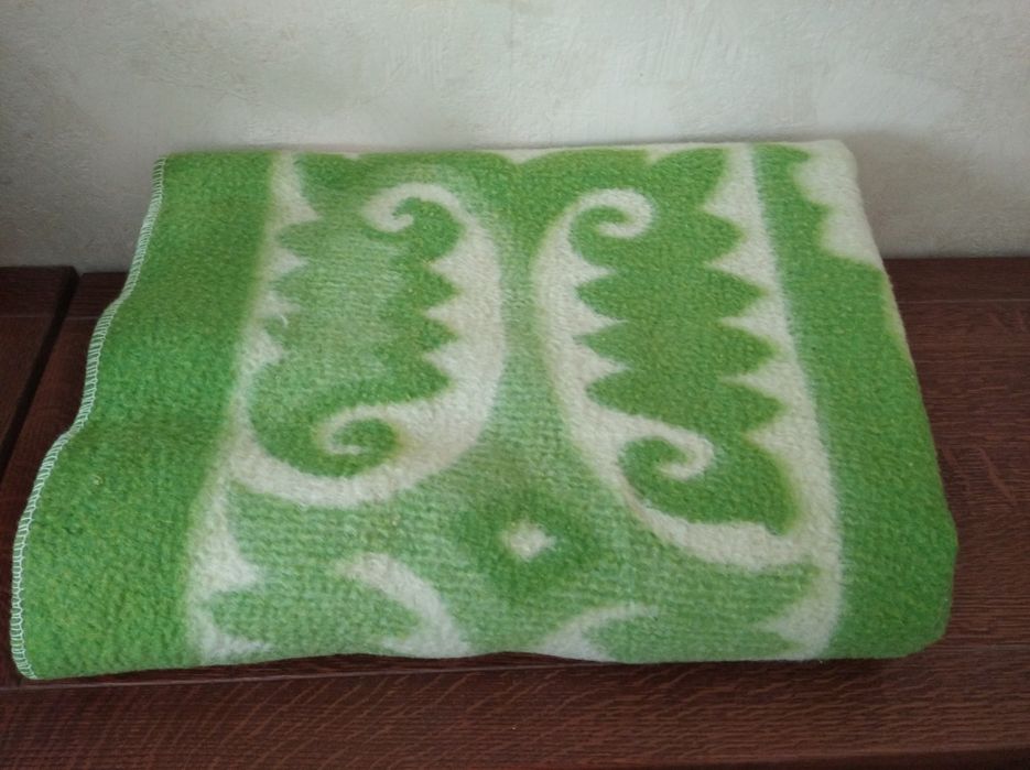 Продам ковдру вовняну