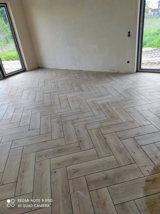 Glazurnik.kafelkarz.płytkarz .układanie płytek.remont łazienki.