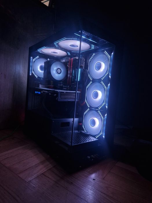 Komputer Gamingowy i7 / 16GB / SSD / RX 580 8GB / Wi-Fi 6 / ARGB