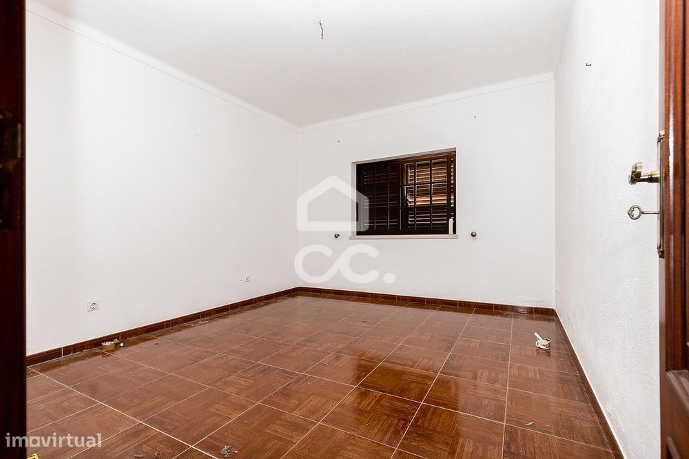Moradia T3 Isolada inserida num lote de 720 m² em Vendas Novas, Évora